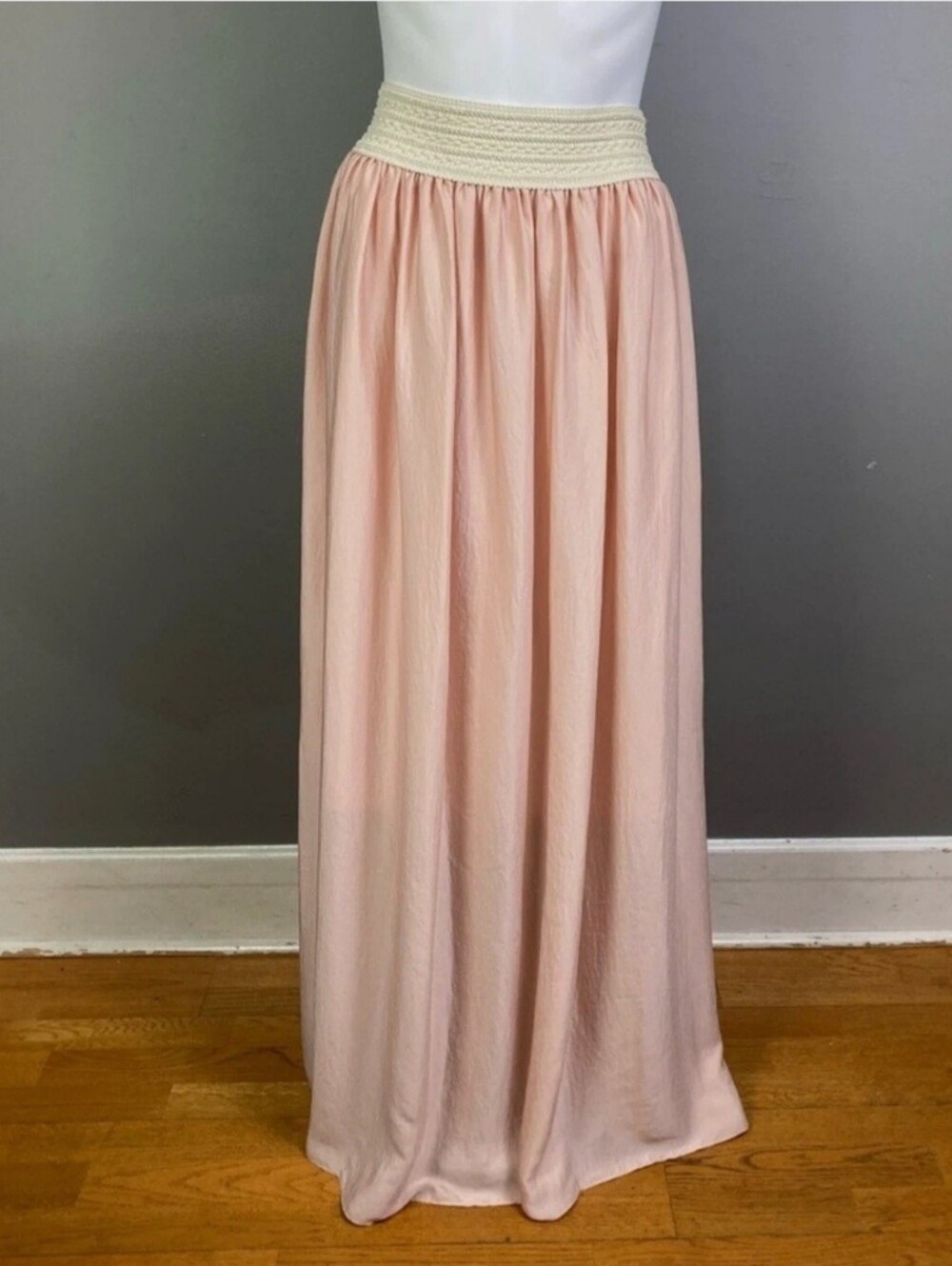 NWOT Maxi skirt